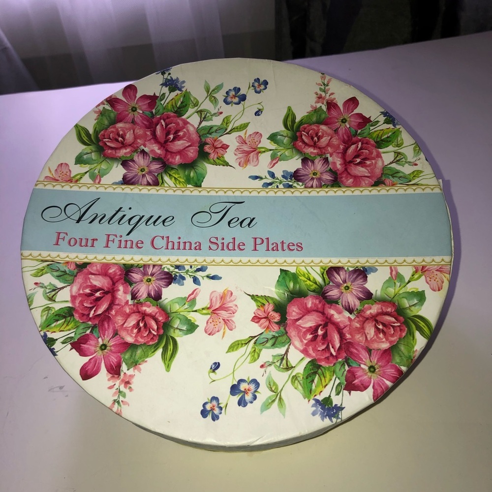 Floral China Side Plates Set  for the Perfect tea party or to serve sweets on.